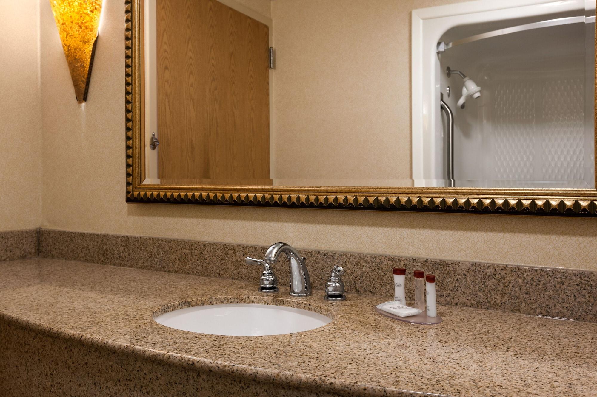 Ramada By Wyndham Toms River Exteriér fotografie