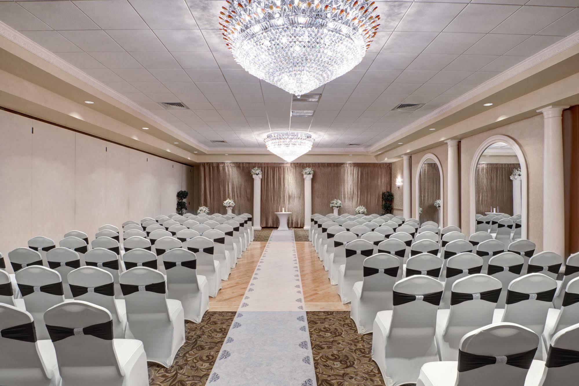 Ramada By Wyndham Toms River Exteriér fotografie